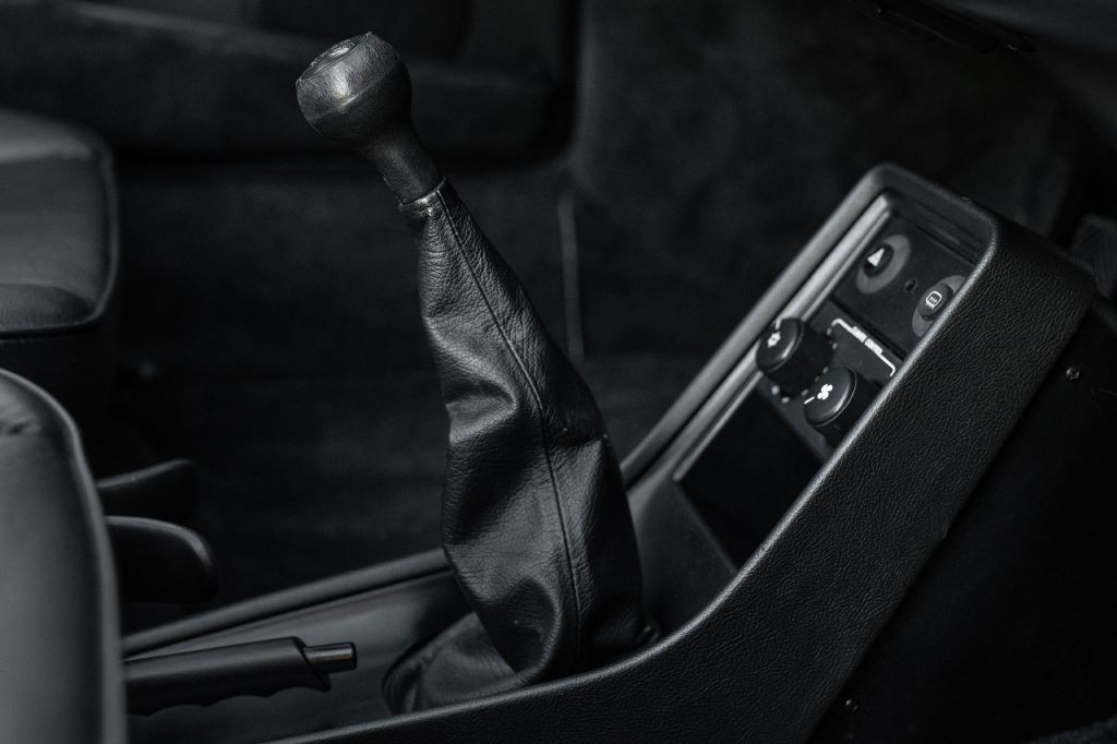 1989 Porsche 911 Image 131