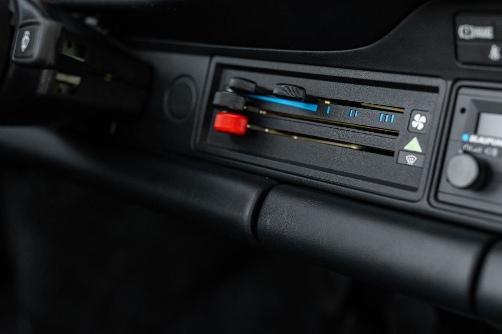 1989 Porsche 911 Image 133