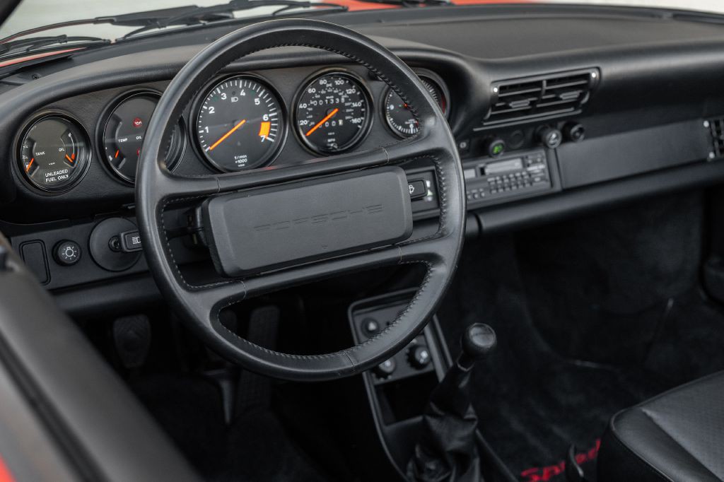 1989 Porsche 911 Image 140