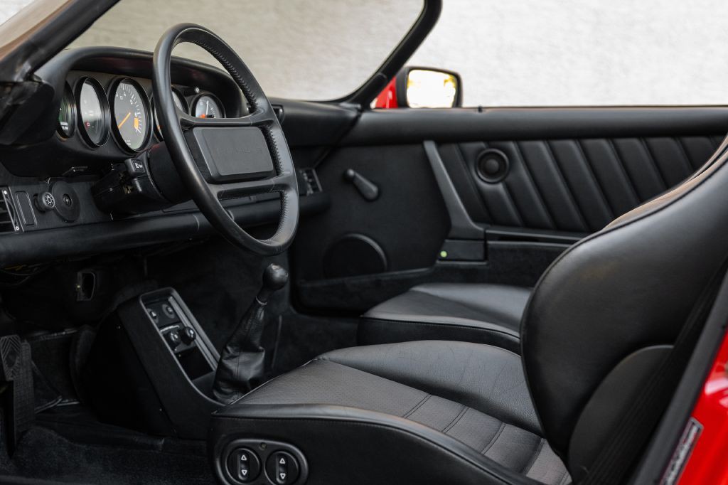 1989 Porsche 911 Image 141