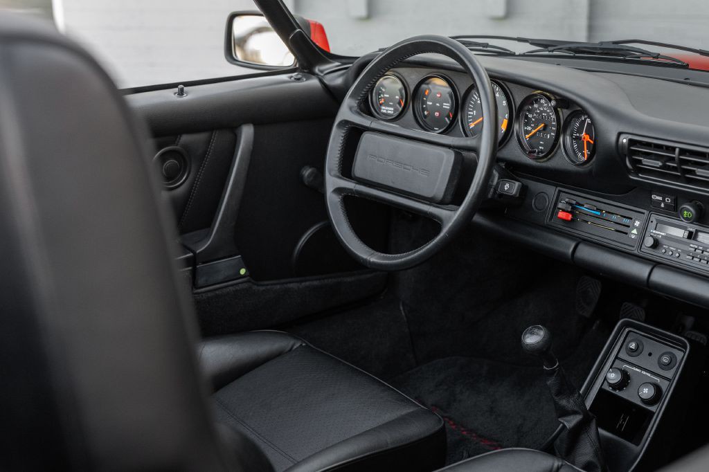 1989 Porsche 911 Image 143