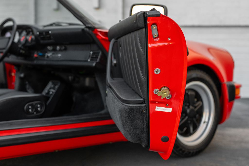 1989 Porsche 911 Image 163
