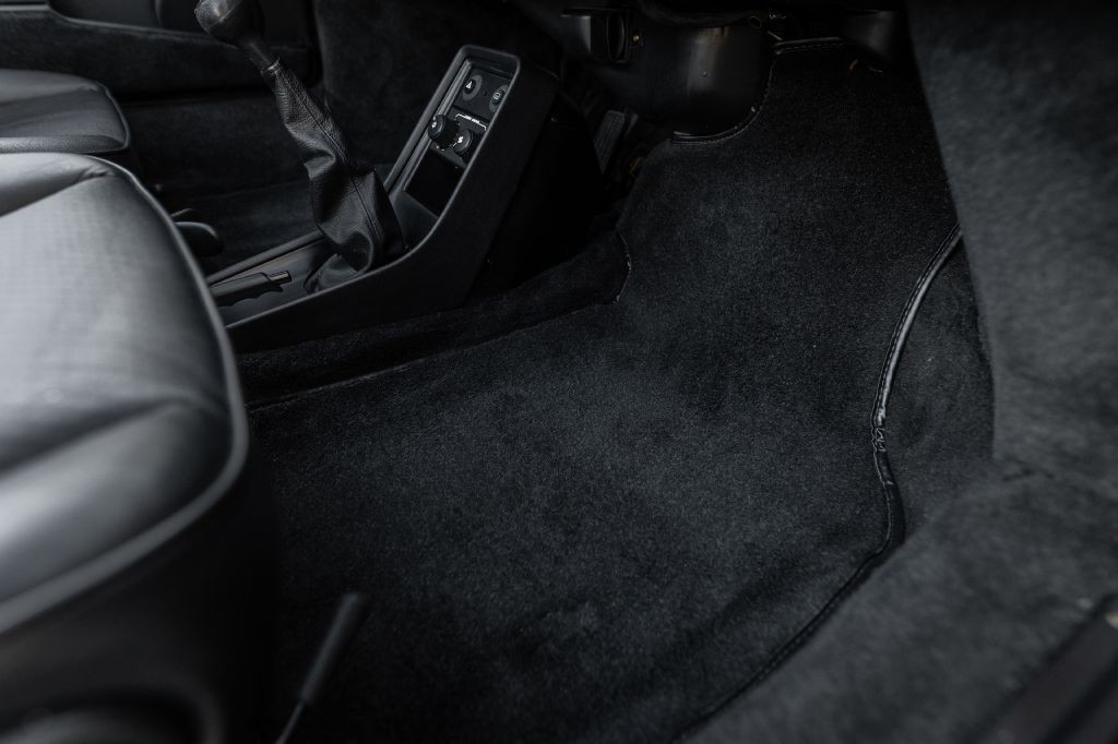 1989 Porsche 911 Image 208