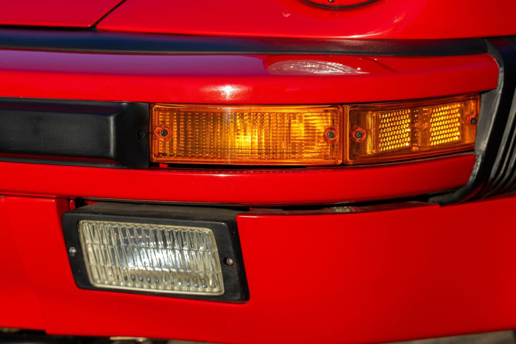1989 Porsche 911 Image 228