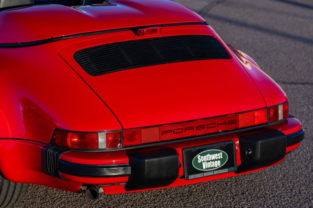 1989 Porsche 911 Image 268