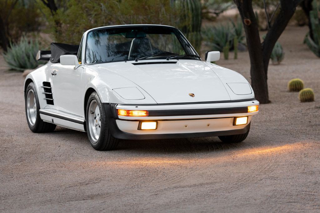 1989 Porsche 911 Image 11