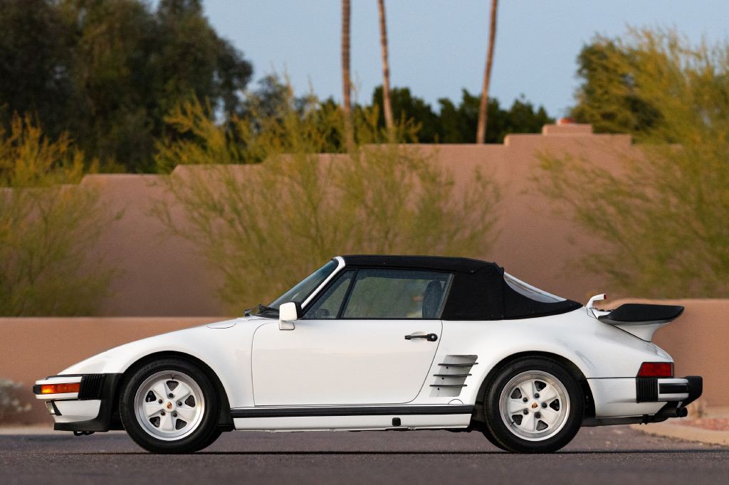 1989 Porsche 911 Image 21