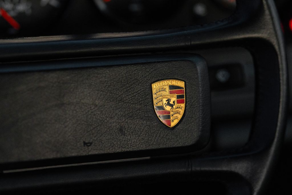 1989 Porsche 911 Image 22