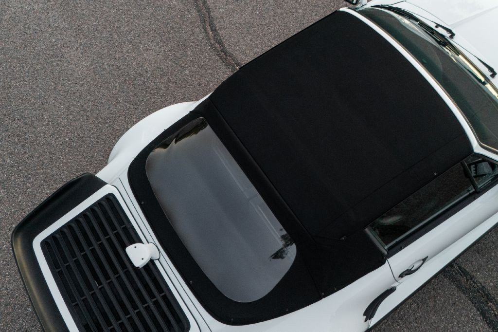 1989 Porsche 911 Image 30