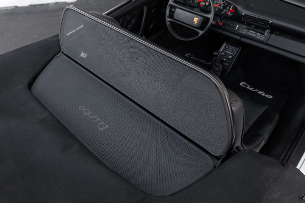 1989 Porsche 911 Image 37