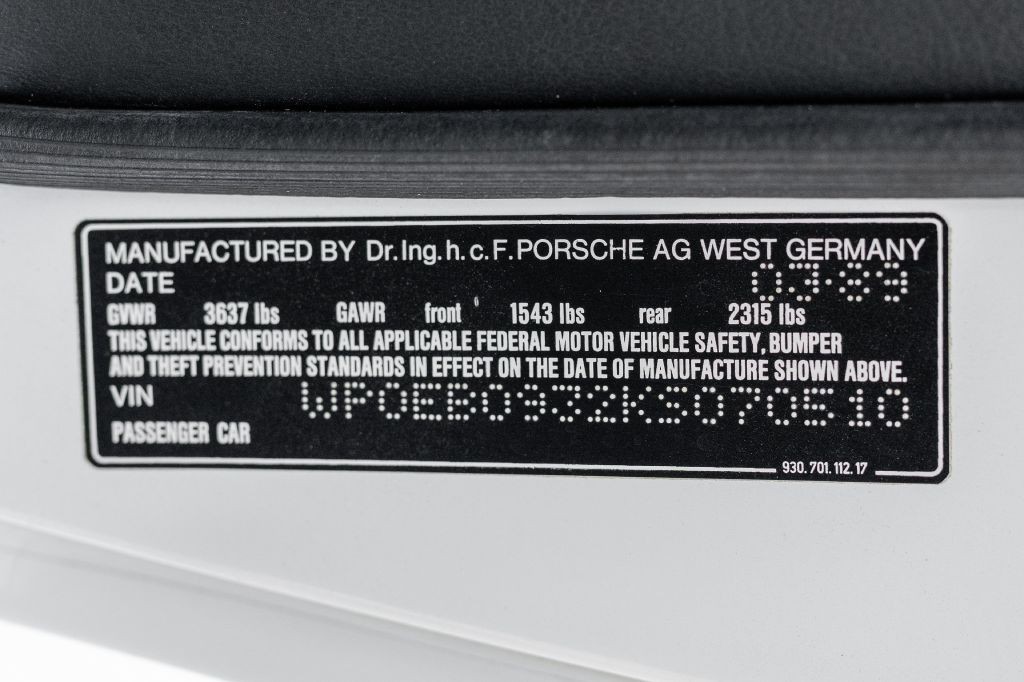 1989 Porsche 911 Image 48