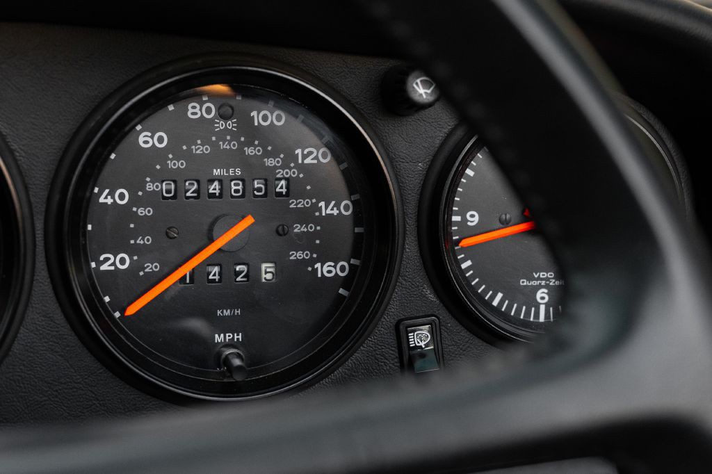 1989 Porsche 911 Image 51