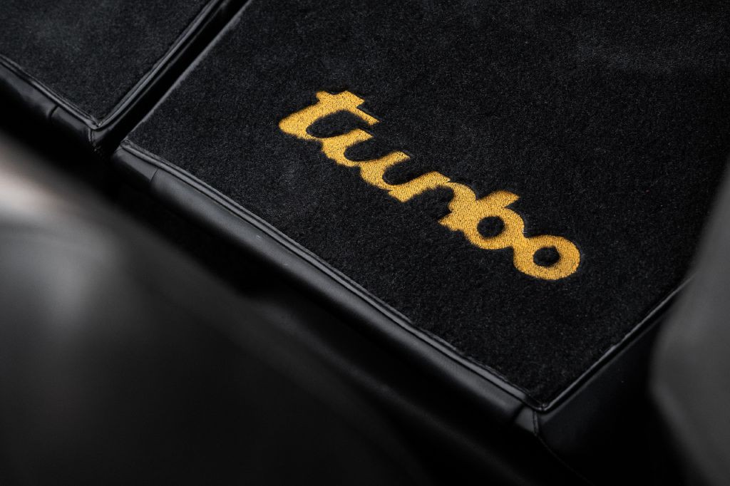 1989 Porsche 911 Image 52