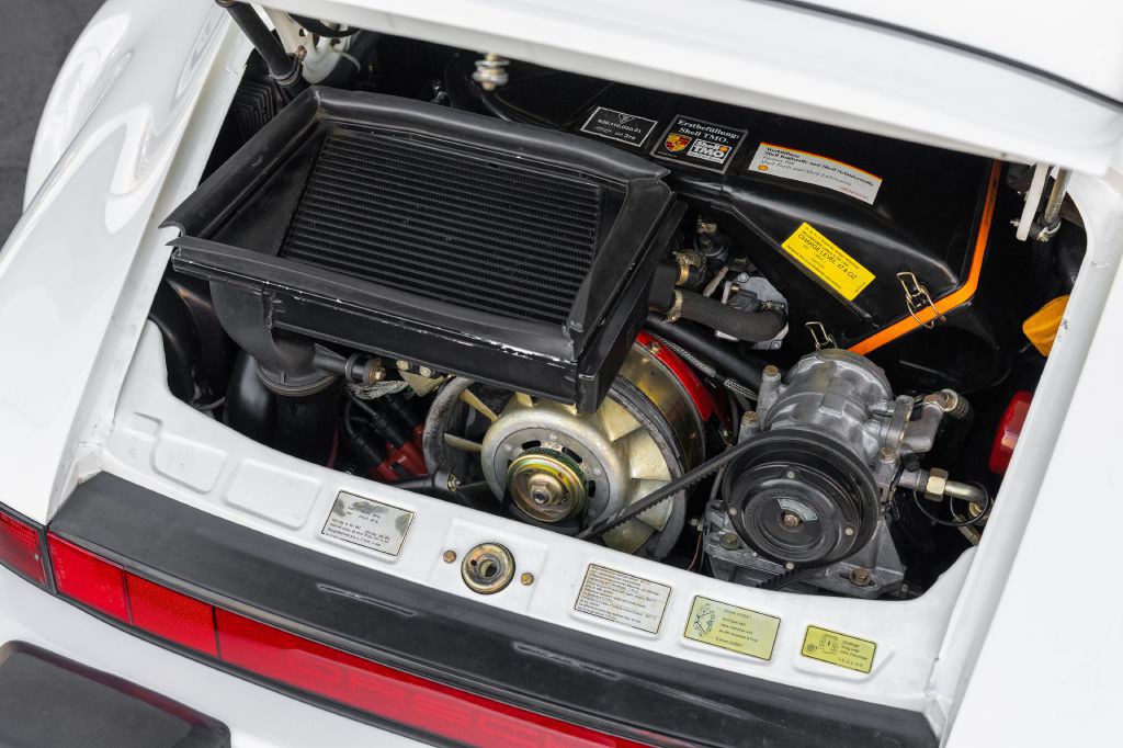 1989 Porsche 911 Image 59