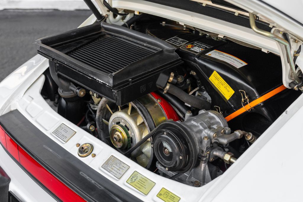 1989 Porsche 911 Image 60