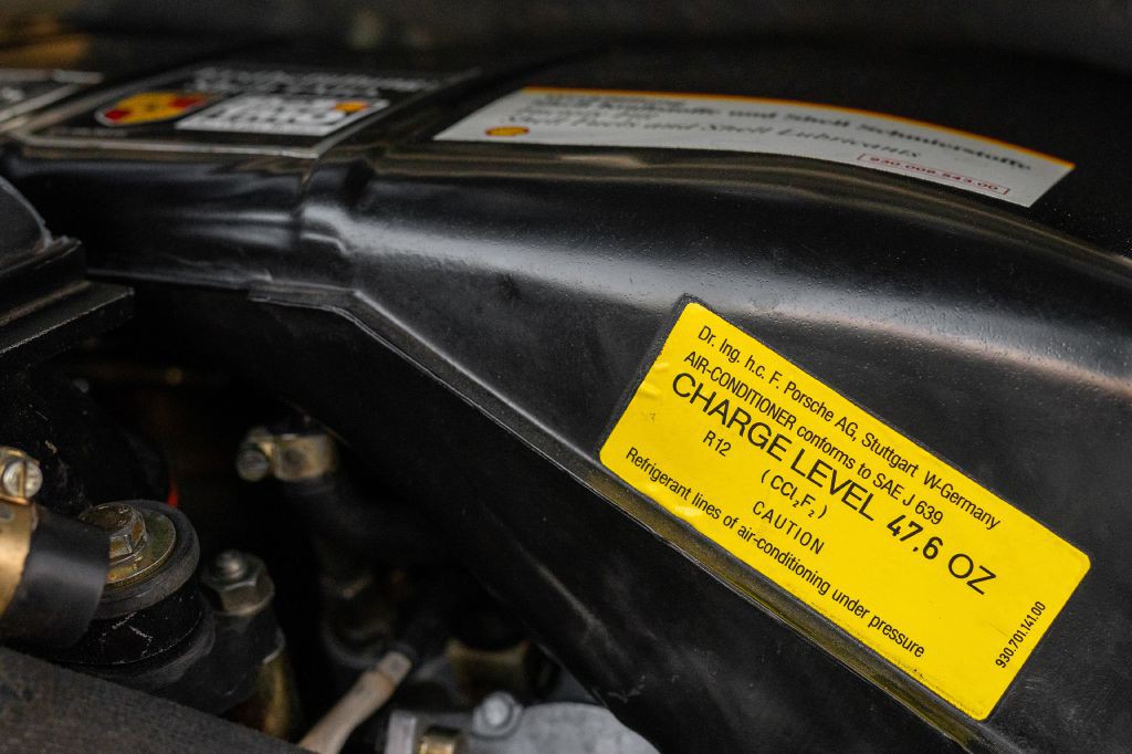 1989 Porsche 911 Image 63