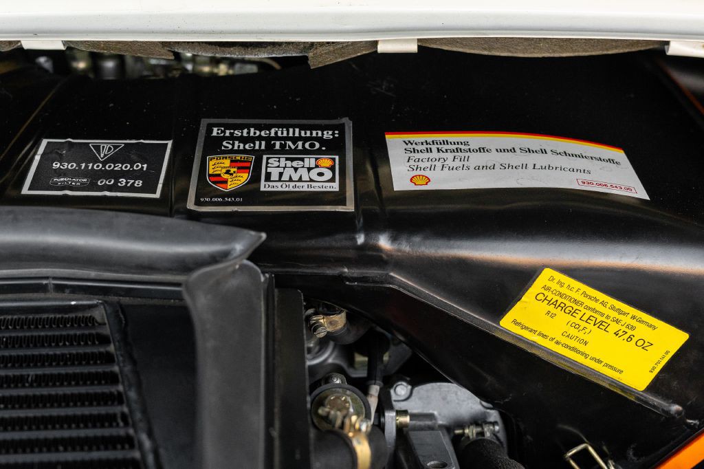 1989 Porsche 911 Image 64