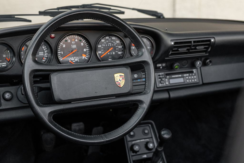 1989 Porsche 911 Image 71