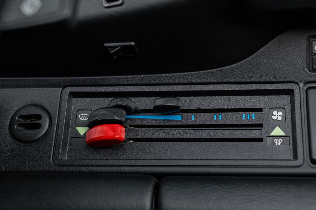 1989 Porsche 911 Image 79