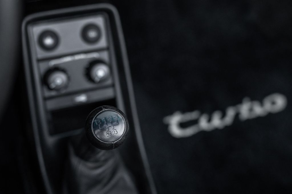 1989 Porsche 911 Image 80