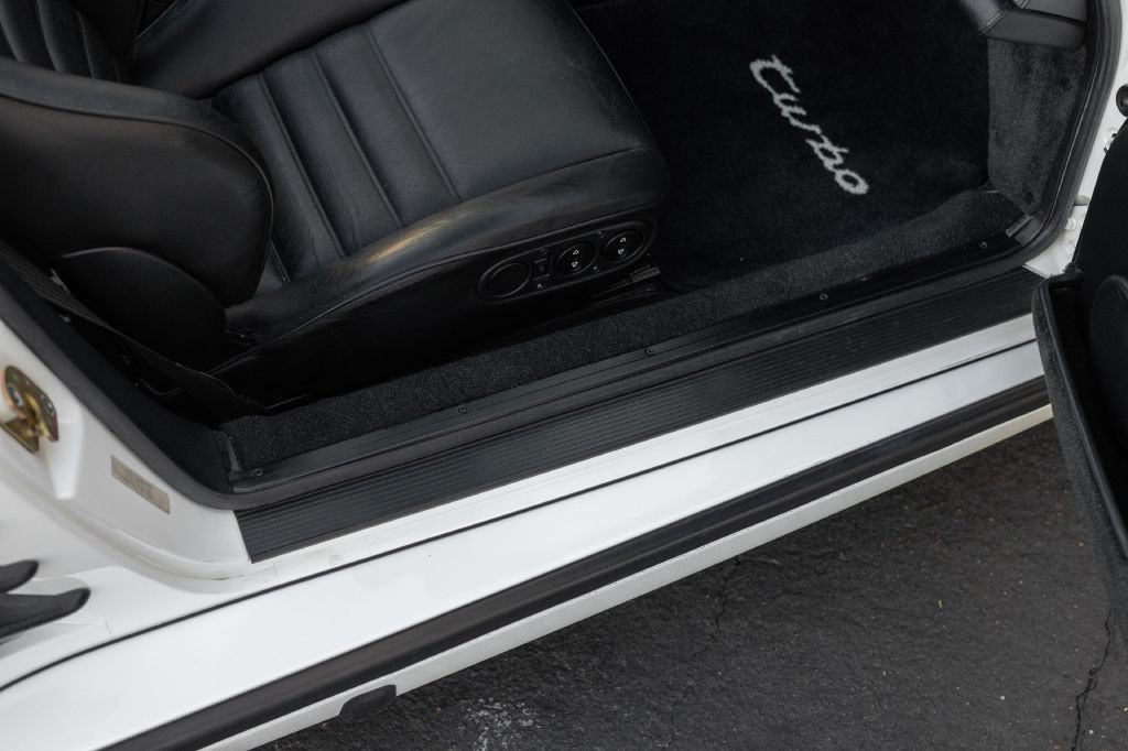 1989 Porsche 911 Image 97