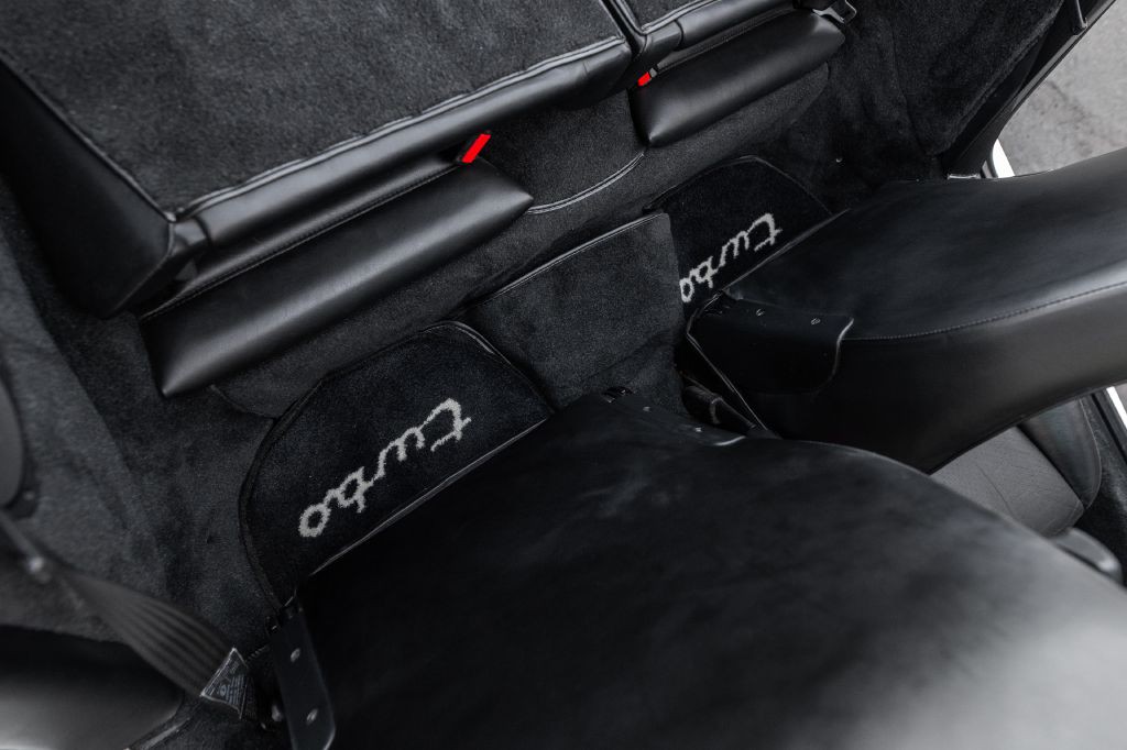 1989 Porsche 911 Image 106