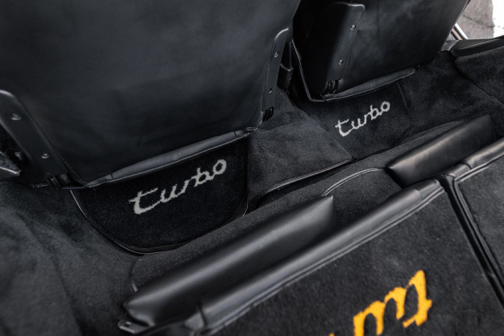 1989 Porsche 911 Image 107