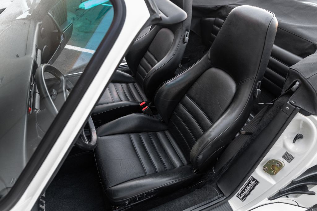 1989 Porsche 911 Image 115