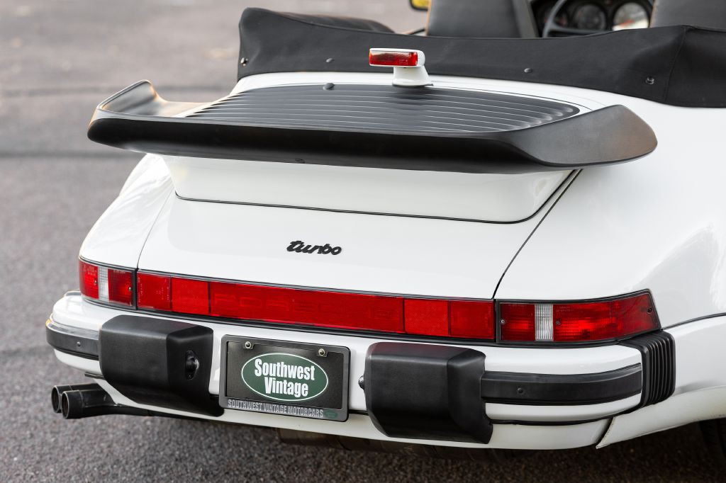 1989 Porsche 911 Image 162