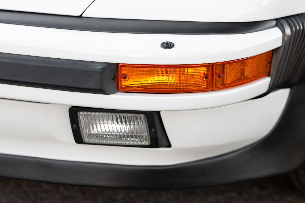 1989 Porsche 911 Image 171