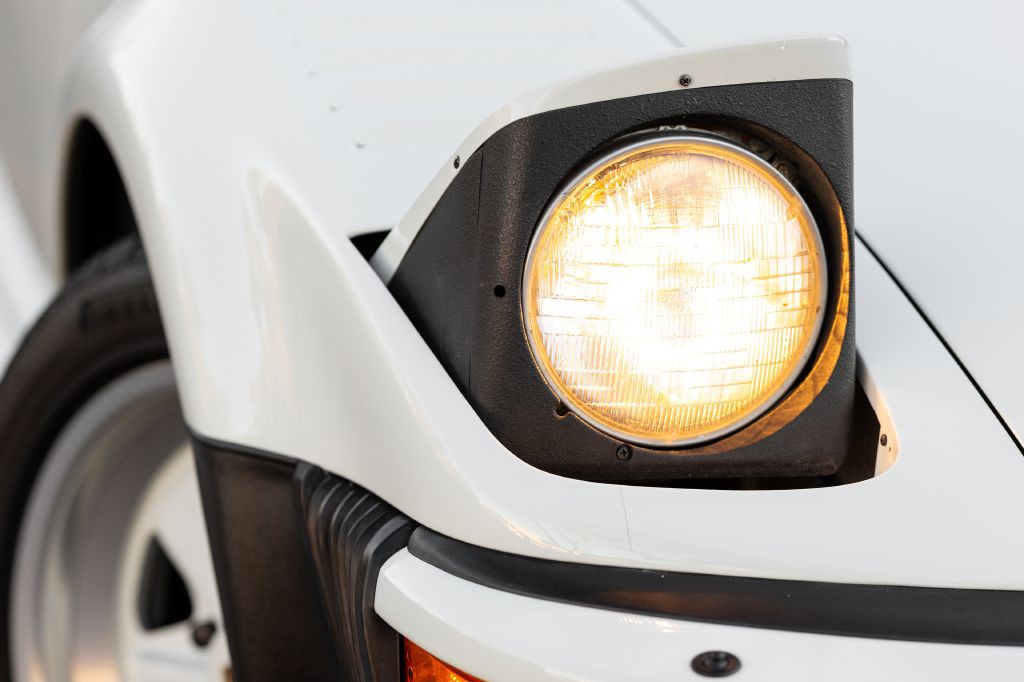 1989 Porsche 911 Image 185