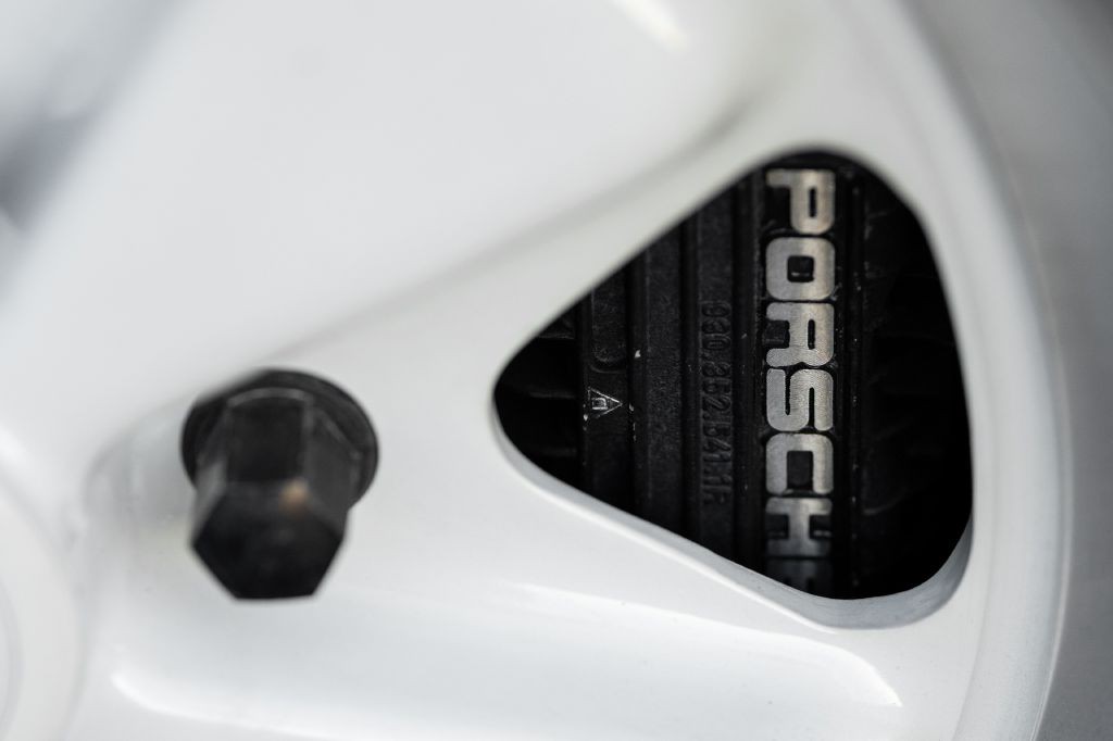 1989 Porsche 911 Image 210