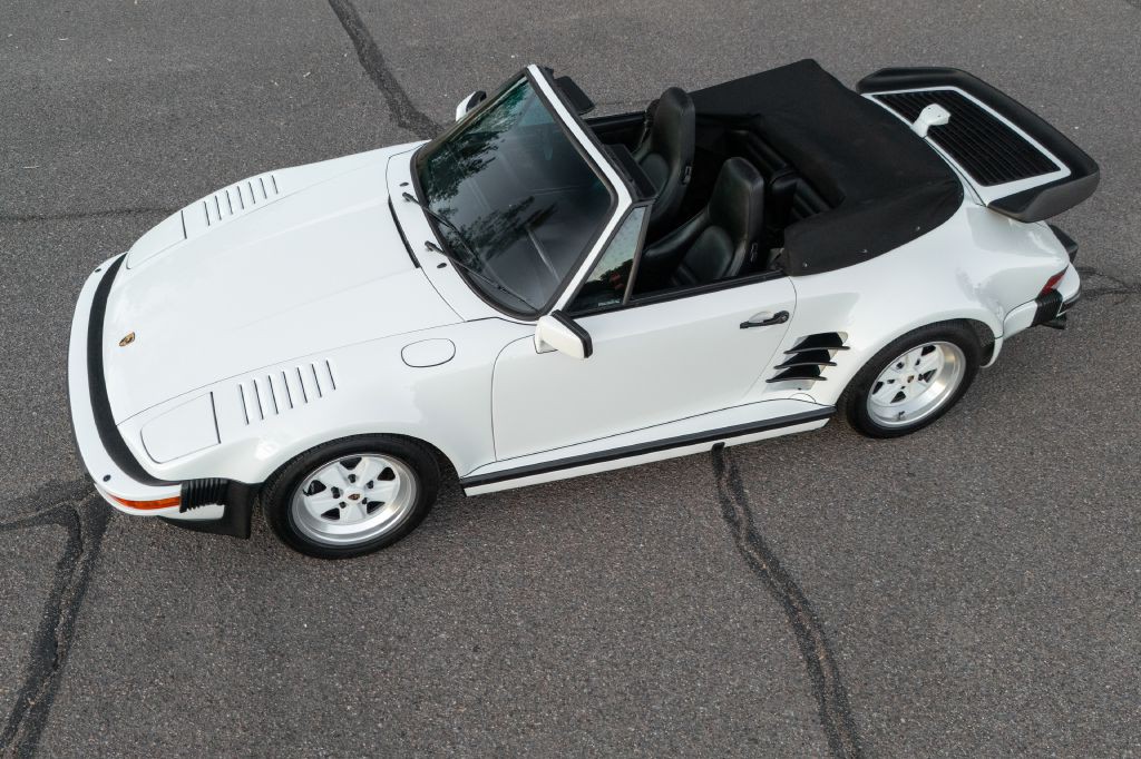 1989 Porsche 911 Image 228
