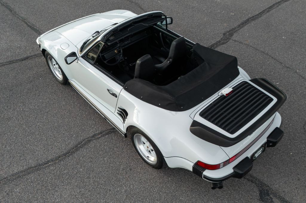 1989 Porsche 911 Image 232