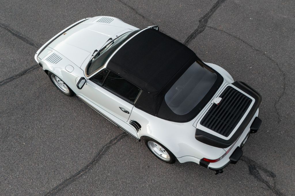 1989 Porsche 911 Image 236