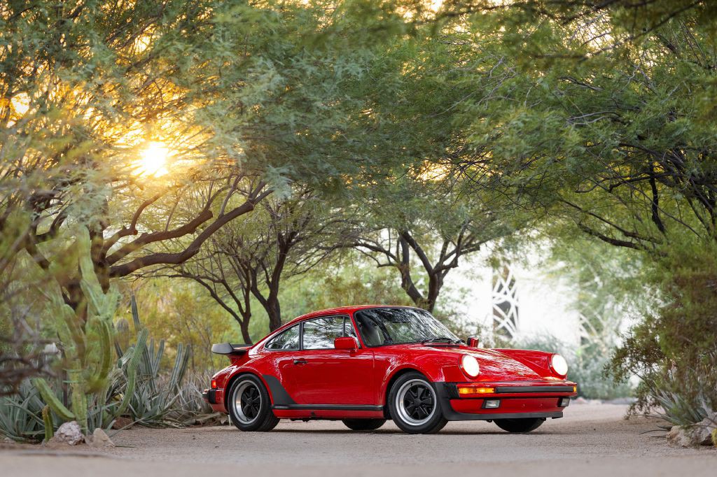 1989 Porsche 911 Image 2