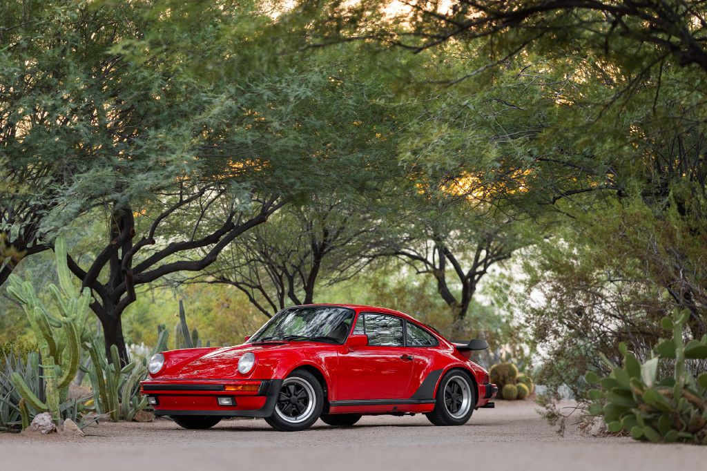 1989 Porsche 911 Image 3