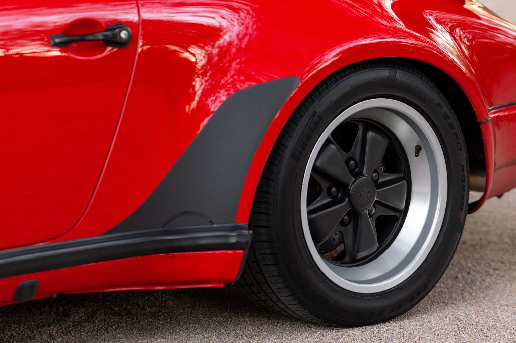 1989 Porsche 911 Image 6