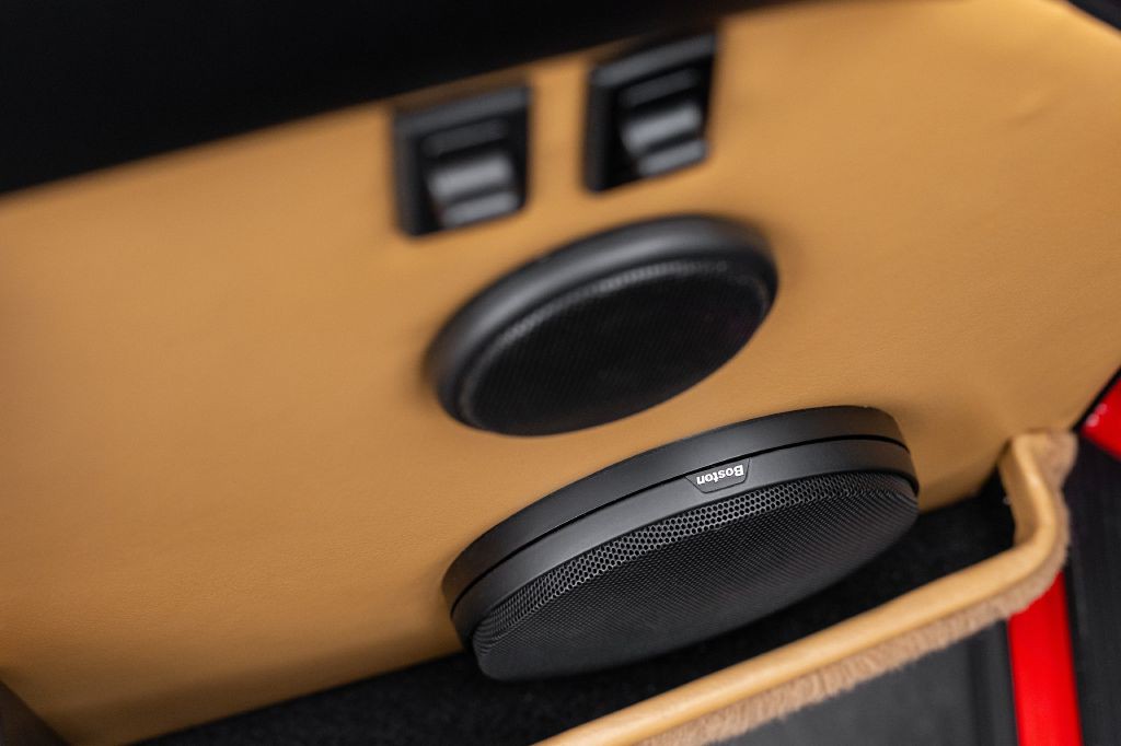 1989 Porsche 911 Image 16