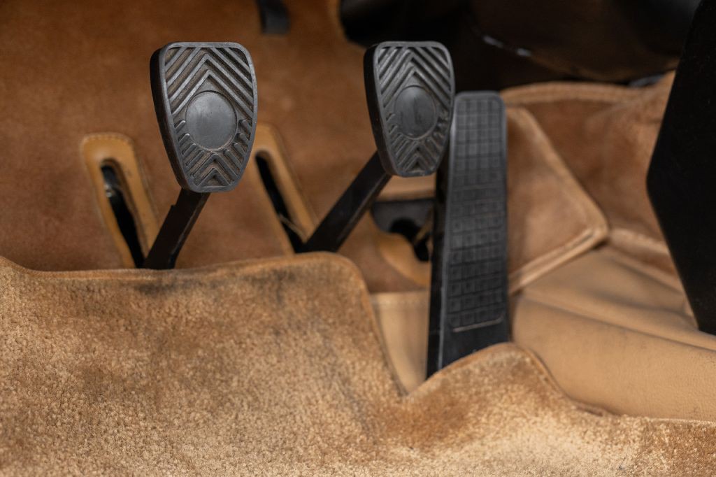 1989 Porsche 911 Image 31