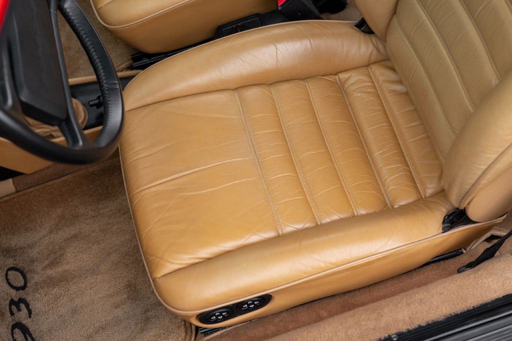 1989 Porsche 911 Image 33