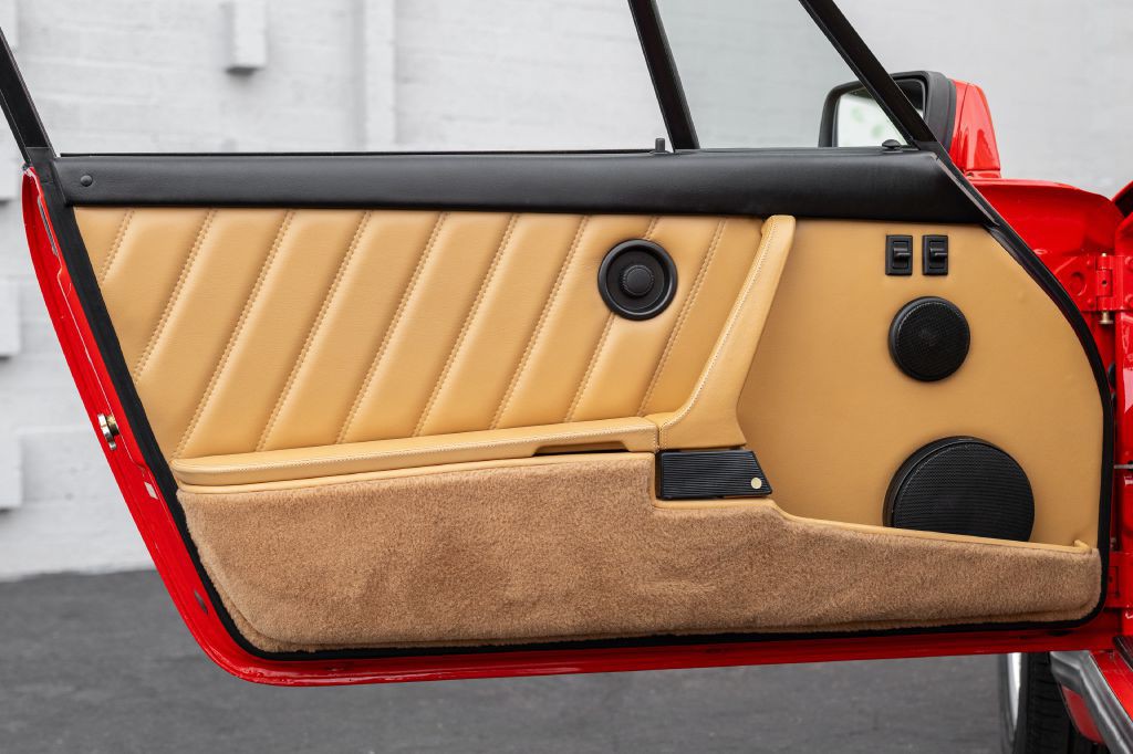 1989 Porsche 911 Image 52