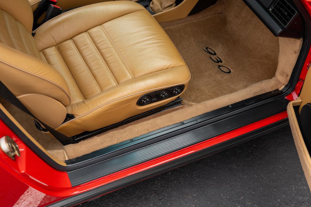 1989 Porsche 911 Image 59