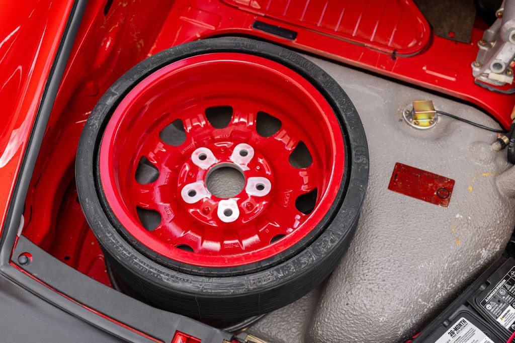 1989 Porsche 911 Image 100