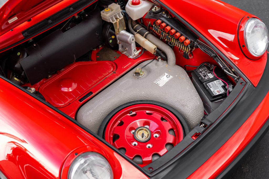 1989 Porsche 911 Image 103