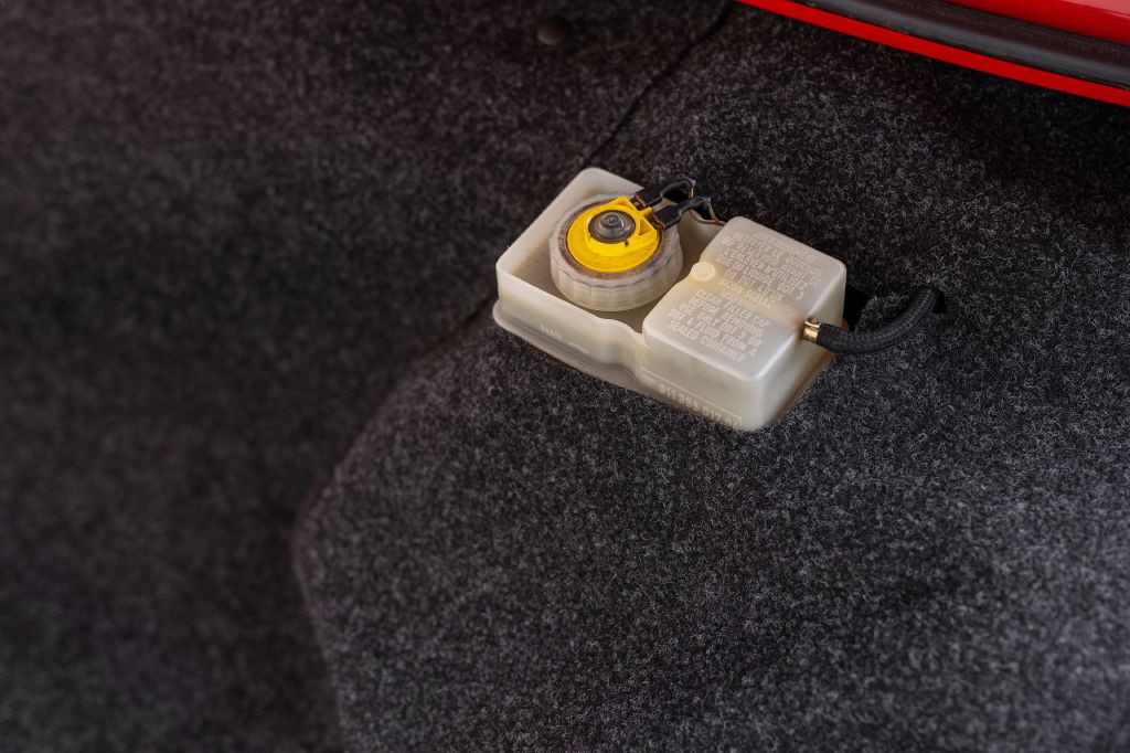 1989 Porsche 911 Image 108