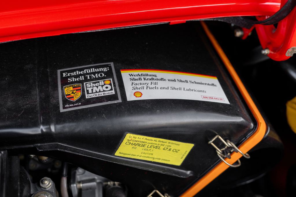 1989 Porsche 911 Image 117