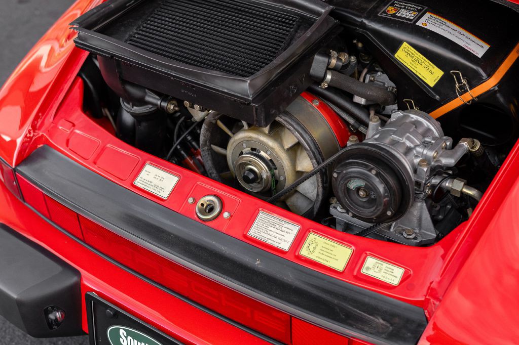 1989 Porsche 911 Image 122
