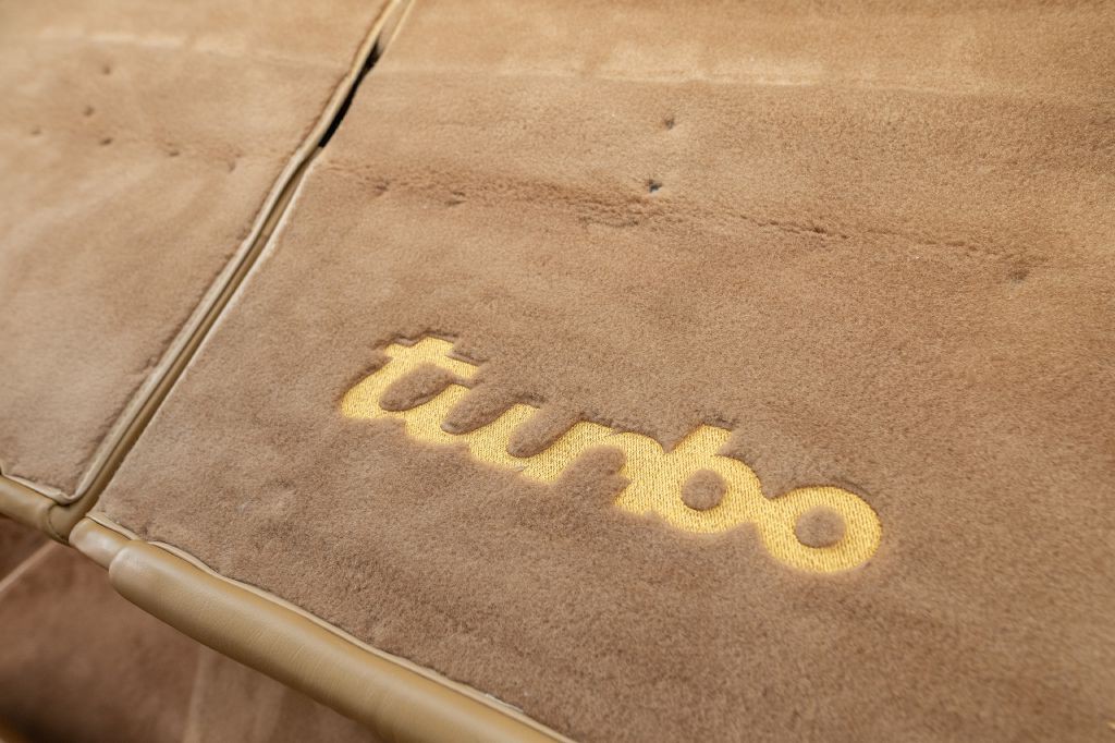 1989 Porsche 911 Image 142