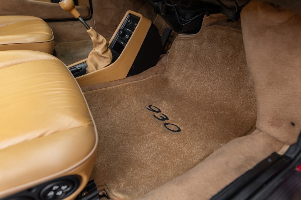 1989 Porsche 911 Image 150